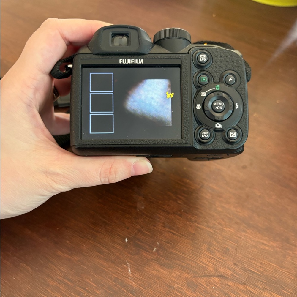 Fujifilm FinePix S1500 10.0MP 12x Zoom Bridge Digital Camera Black Tested - Picture 8 of 9